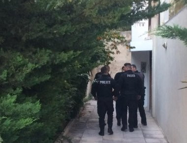 Νέα Σμύρνη: Άνδρας από τη Συρία σε έξαλλη κατάσταση πυροβόλησε και τραυμάτισε τέσσερα παιδιά! (φωτό, βίντεο) (upd)